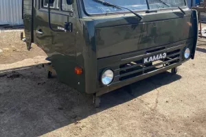  Капремонт кабины КАМАЗа 
